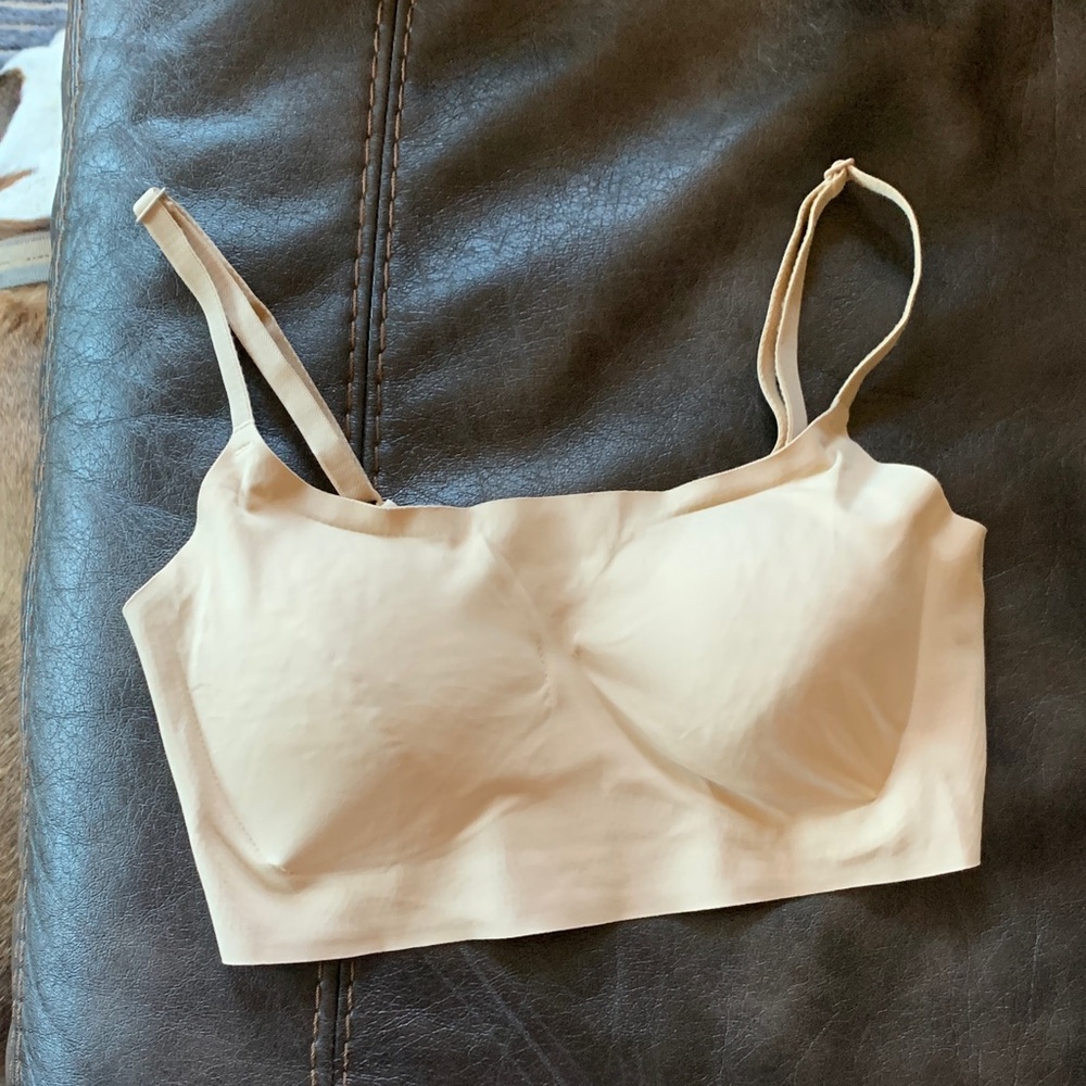 Beige Seamless Smooth Back Bralette